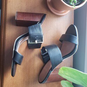 Chunky heel sandals